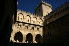 INTERNO DEL PALAZZO DEI PAPI