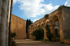 ILCHIOSTRO DI SANTA MARIA DEL CASALE - BRINDISI