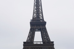 La torre Eiffel è una torre metallica completata nel 1889